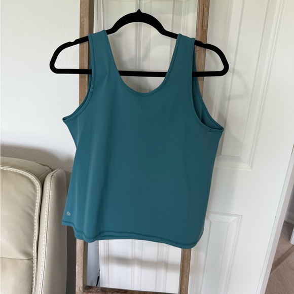 Athleisure Versatile Athleta Transcend top- Teal- size 1X - Picture 3 of 4